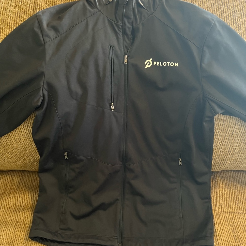 Peloton windbreaker